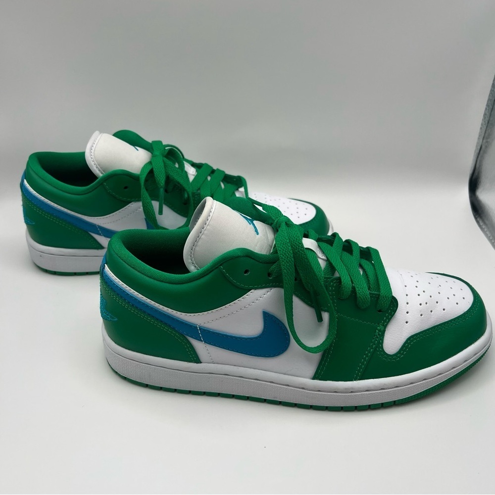 Jordan 1 Low Lucky Green Aquatone - Picture 4 of 8